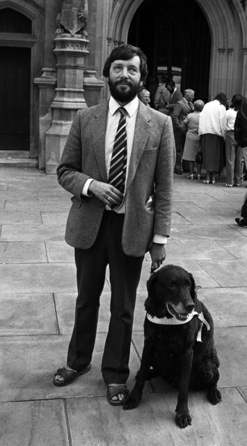 David Blunkett with his guide dogTeddy outside the Commons in 1987