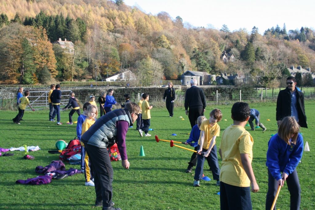 Fore! Golf lessons added to primary school's curriculum Fore! Golf lessons added to primary school's curriculum