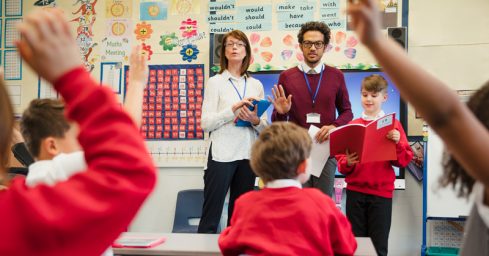 New DfE data shows a stark drop in undergrad teacher trainees gaining QTS last year