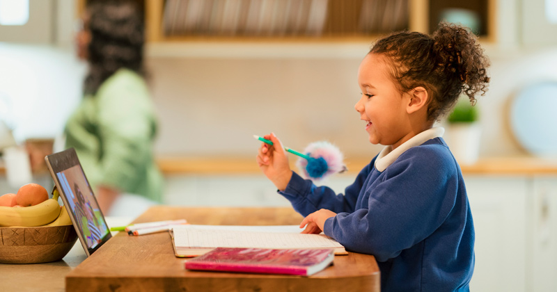 Remote-learning-praise-feat | Schools Week Ofqual research shows poorer pupils falling behind during the pandemic.