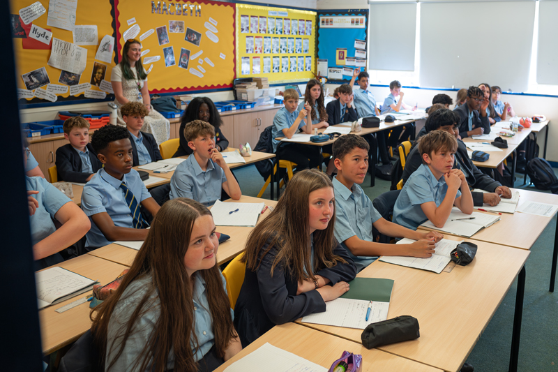 LinnaneBreakspearclassinset800pxjpg | Schools Week