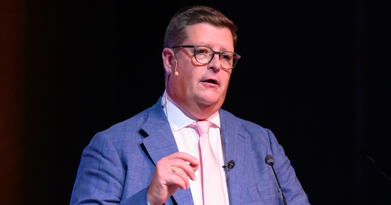 MartynOliverFoe2feat | Schools Week Sir Martyn Oliver