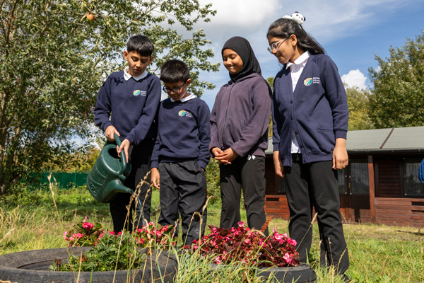 ByronPrimarybioteaminset600px | Schools Week