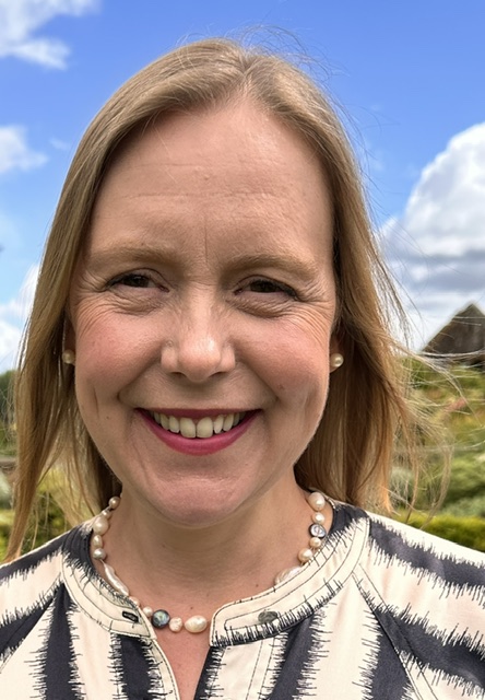 Headshot of Lucy Jones