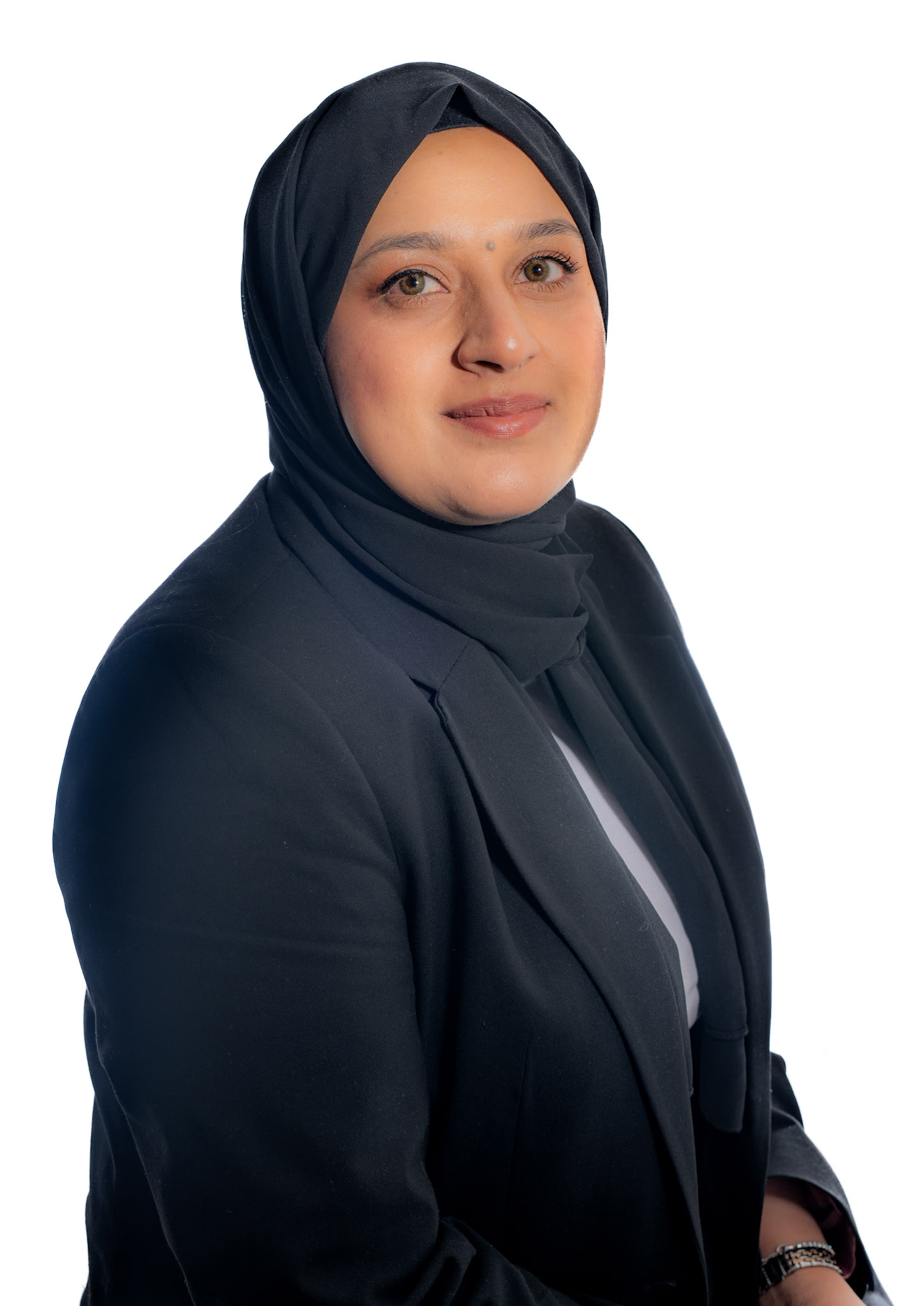 Headshot of Umara Qureshi