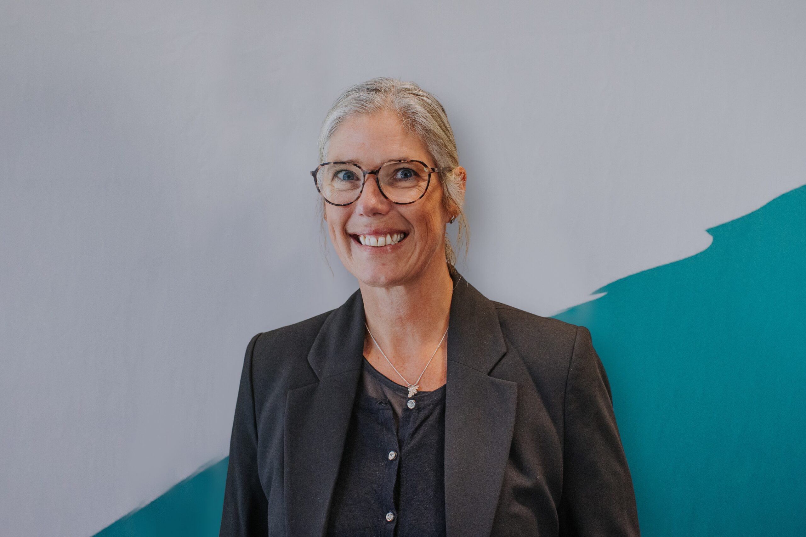 Headshot of Sandra Appleby