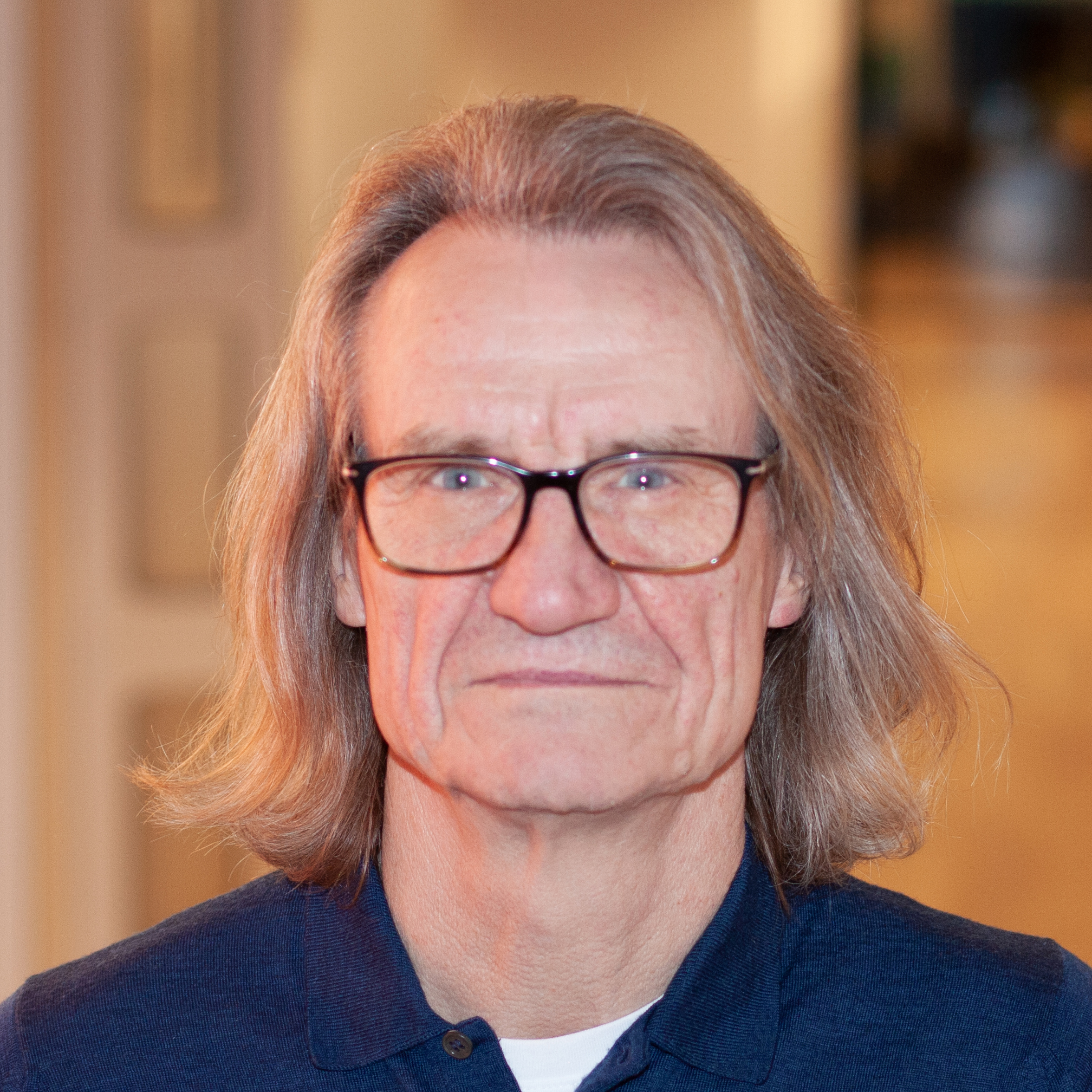 Headshot of Alan Wood